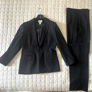 Ann Taylor Loft suit 6P